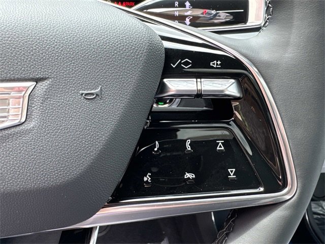 New 2025 Cadillac Lyriq Luxury image 24