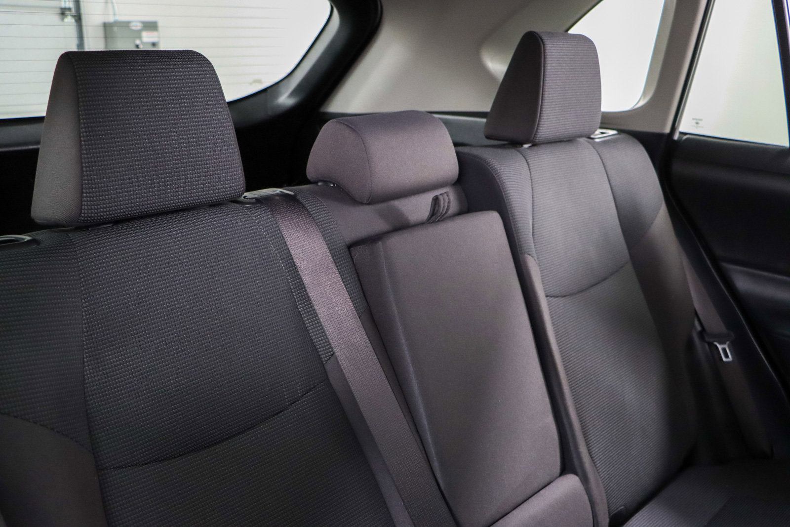 Used 2024 Toyota RAV4 LE image 27