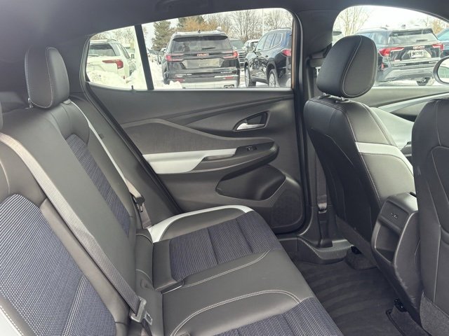 Used 2024 Buick Envista Preferred w/ Convenience I Package image 17