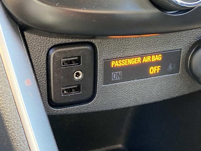 Used 2022 Chevrolet Trax LT w/ LT Convenience Package image 30