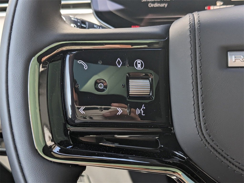 New 2025 Land Rover Range Rover Sport Dynamic SE image 23