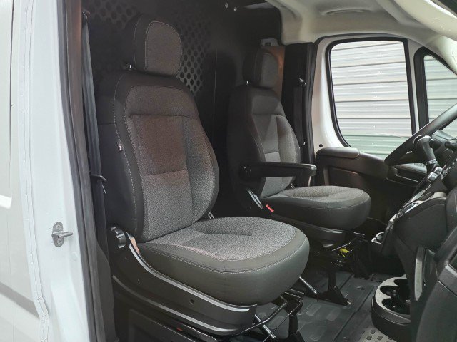 Used 2023 RAM ProMaster 2500 FWD image 17