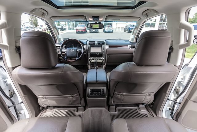 Used 2018 Lexus GX 460 Premium AWD/4WD image 33