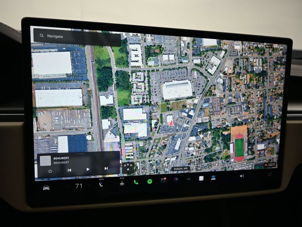 Used 2023 Tesla Model X Plaid image 18