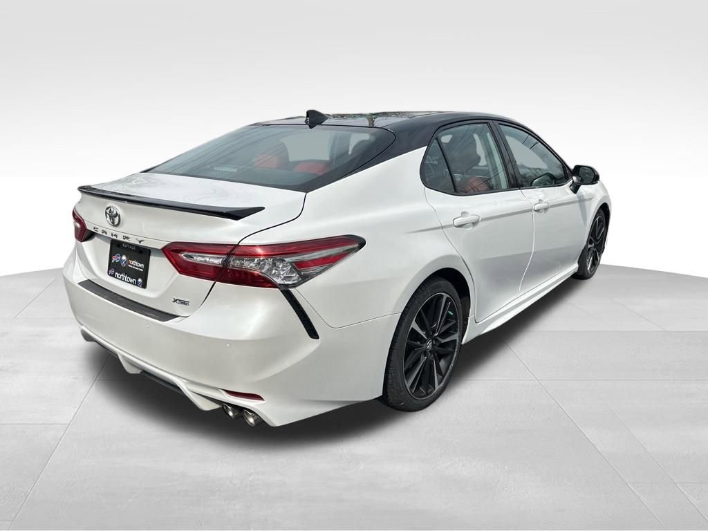 Used 2019 Toyota Camry XSE image 6
