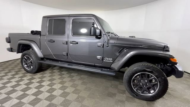 Used 2021 Jeep Gladiator Overland w/ Uconnect 4C Nav & Sound Group AWD/4WD video 2