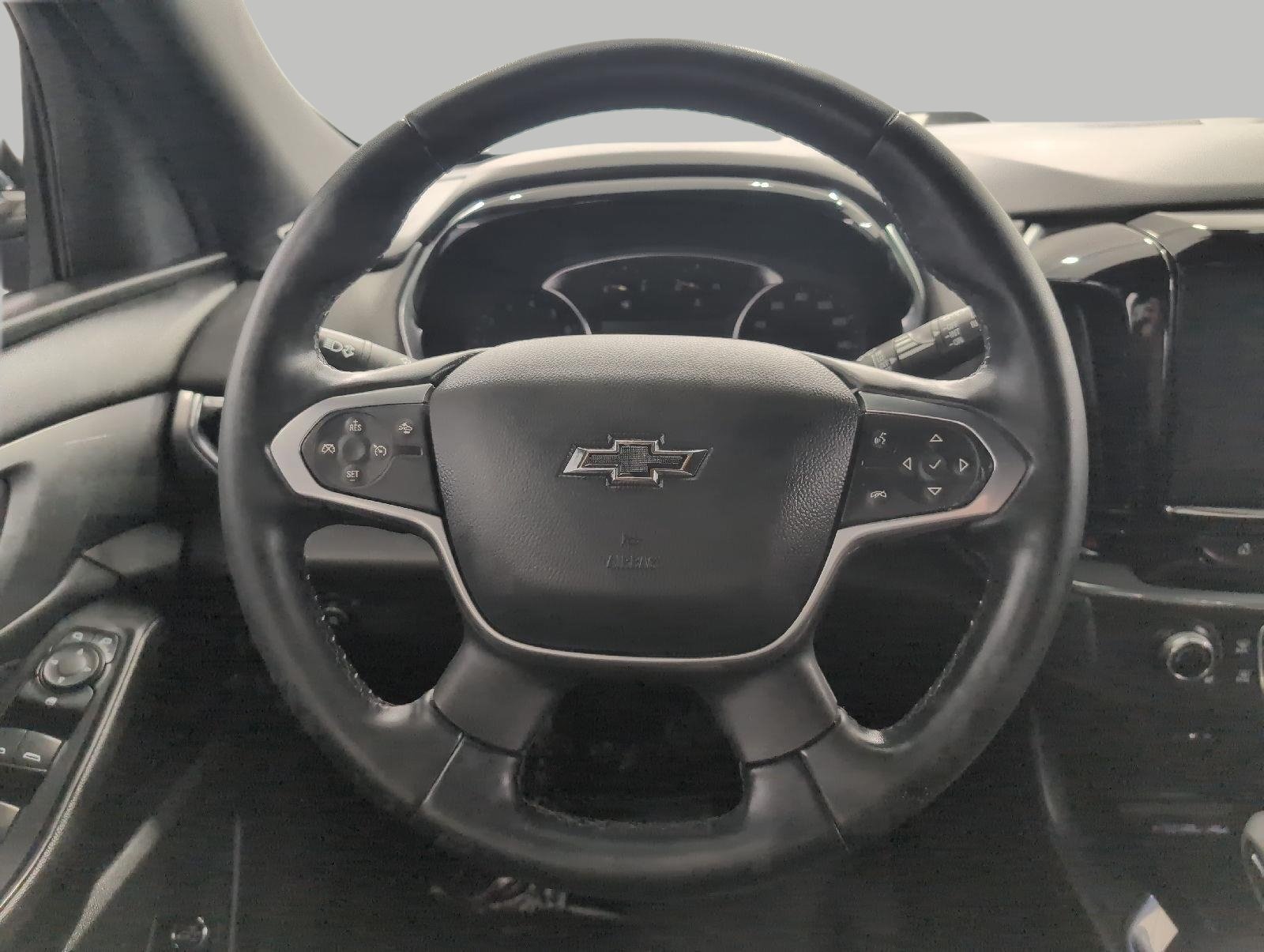 Used 2023 Chevrolet Traverse LT AWD/4WD image 6
