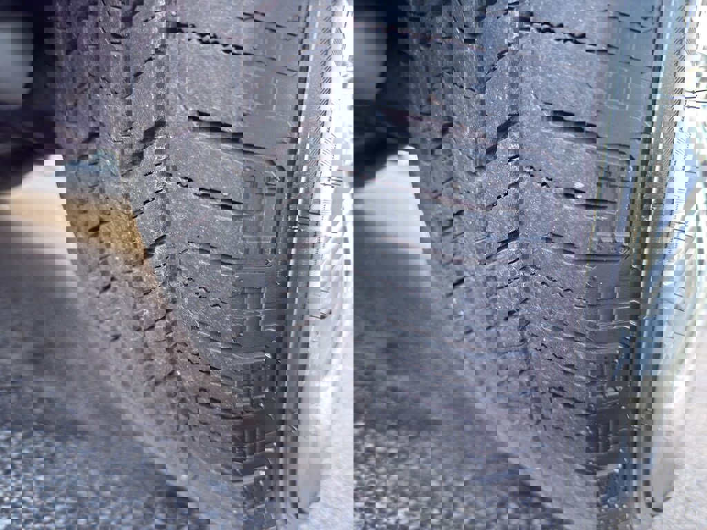 Used 2017 Cadillac XT5 Luxury w/ Driver Awareness Package image 11