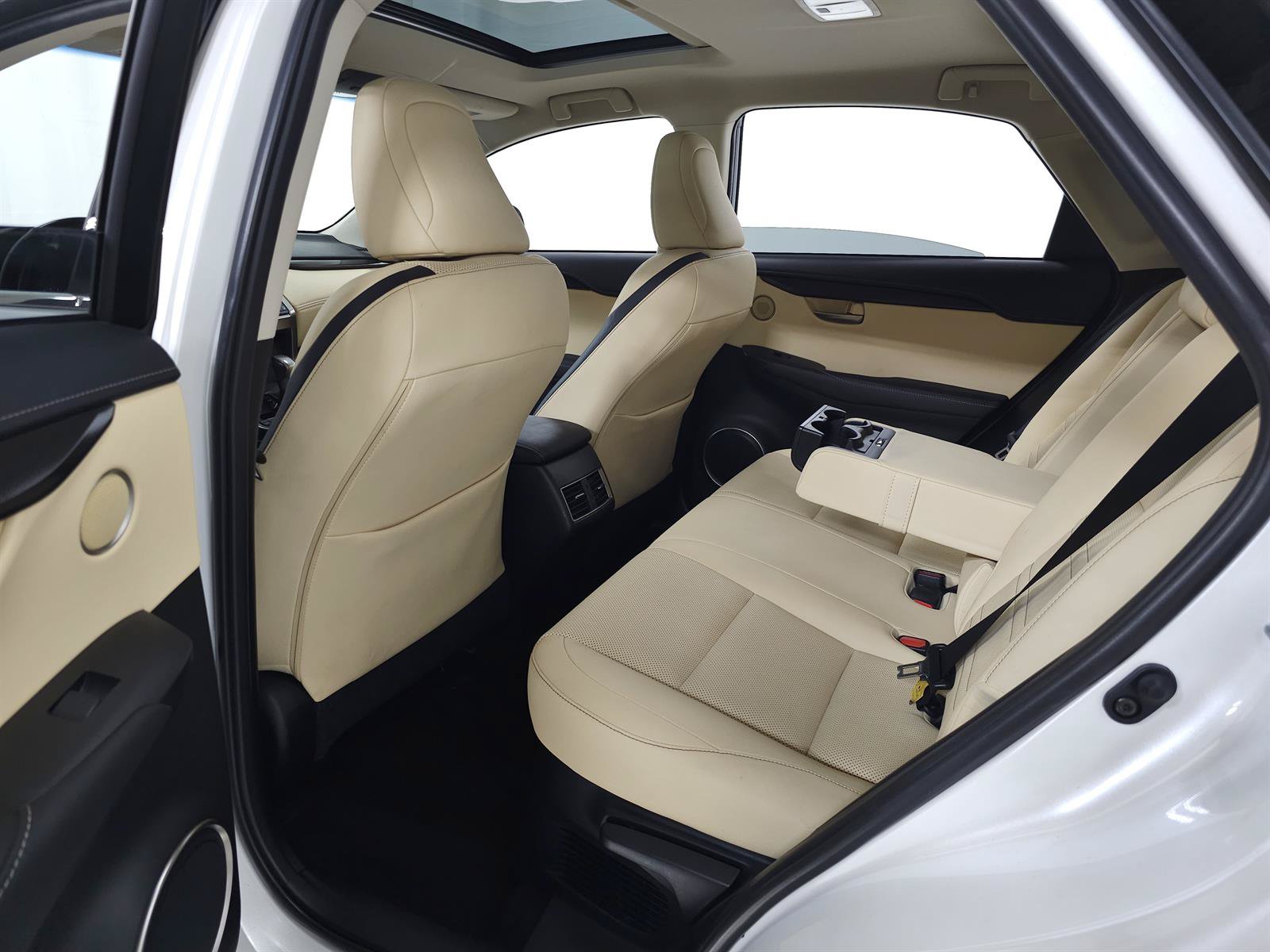 Used 2016 Lexus NX 200t AWD w/ Premium Package image 27