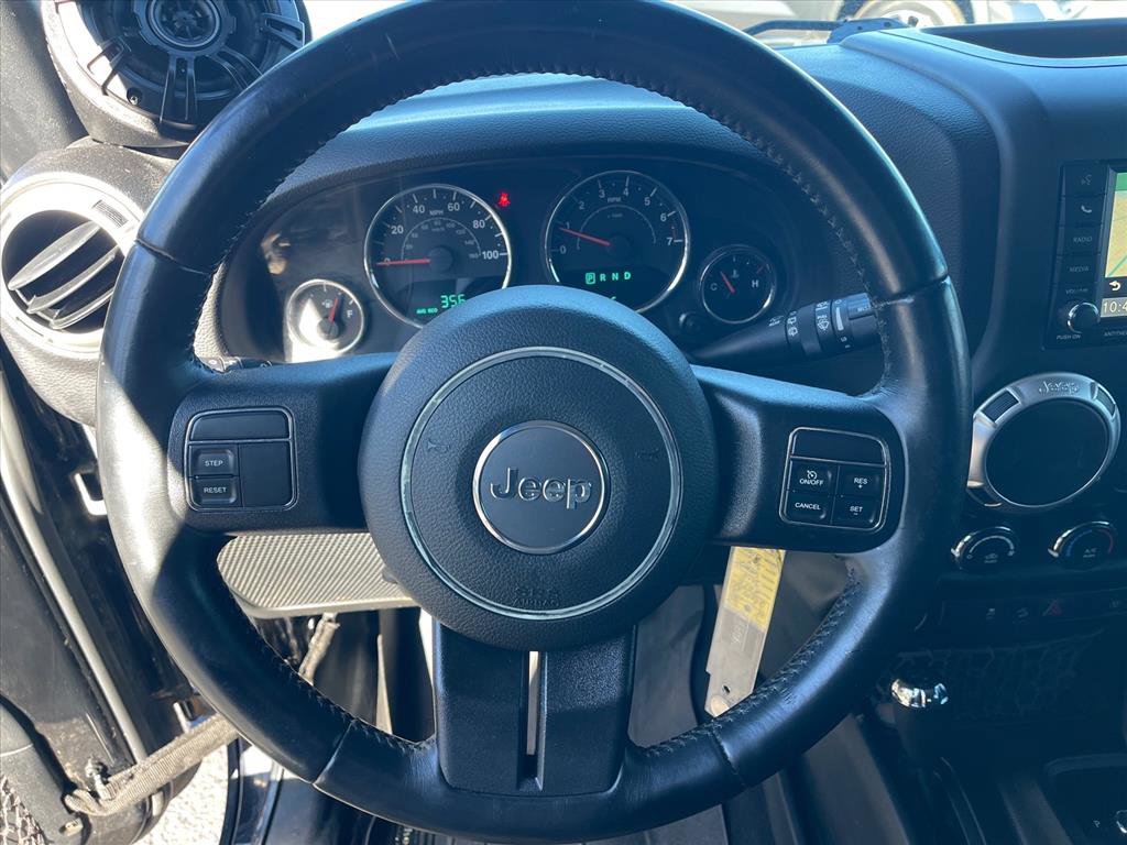 Used 2016 Jeep Wrangler Unlimited Sahara image 7