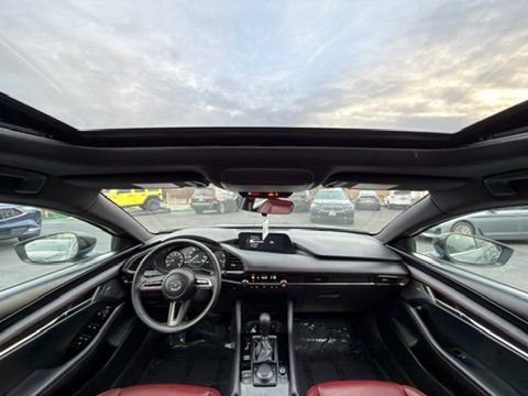 Used 2023 MAZDA MAZDA3 s image 32