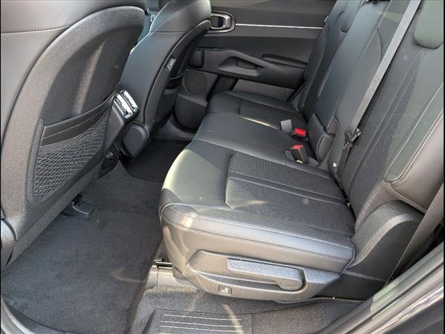 New 2026 Kia Sorento S image 8