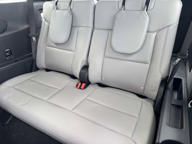 New 2026 Ford Explorer Active w/ Active Comfort Package RWD image 15