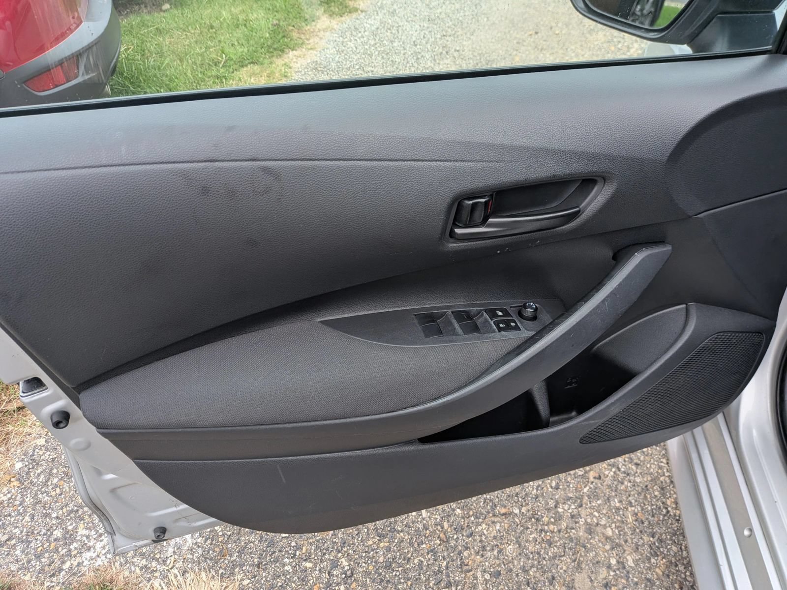 Used 2023 Toyota Corolla LE FWD image 16