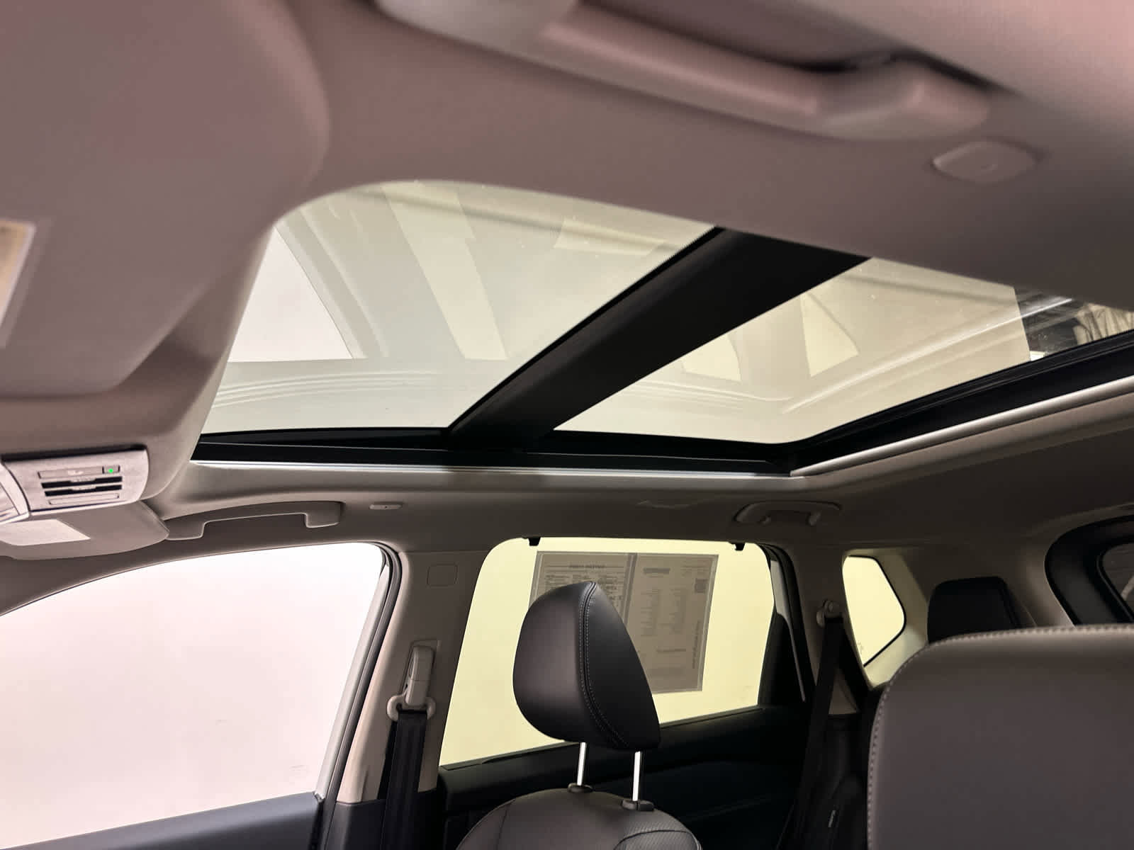 Certified 2025 Nissan Rogue Platinum w/ Tech Package image 5