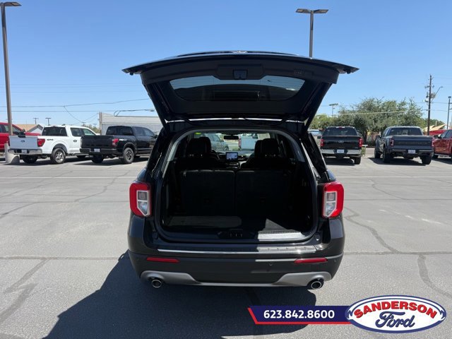 Certified 2023 Ford Explorer Limited w/ Equipment Group 301A RWD image 9