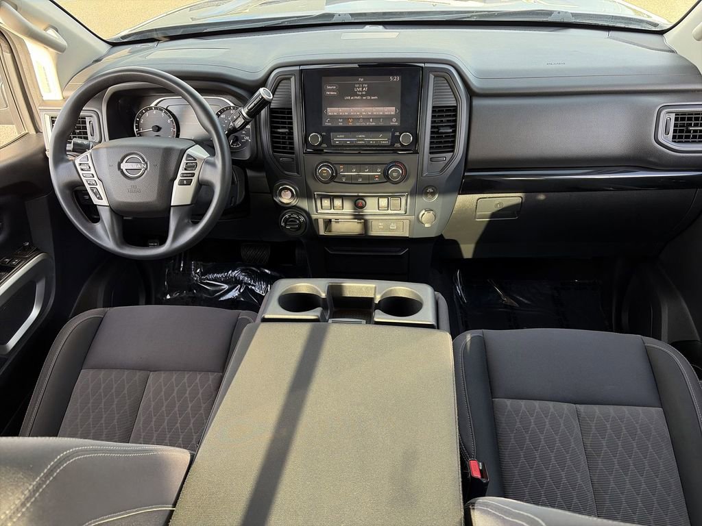 Used 2023 Nissan Titan SV AWD/4WD image 24