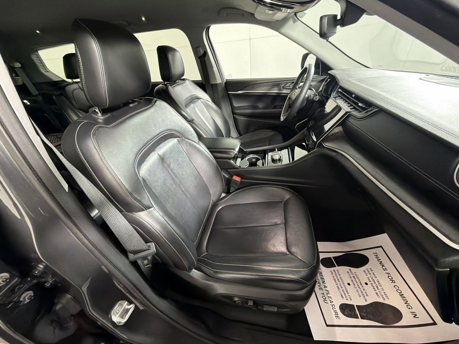 Used 2021 Jeep Grand Cherokee L Limited w/ Trailer Tow Group (B) image 27