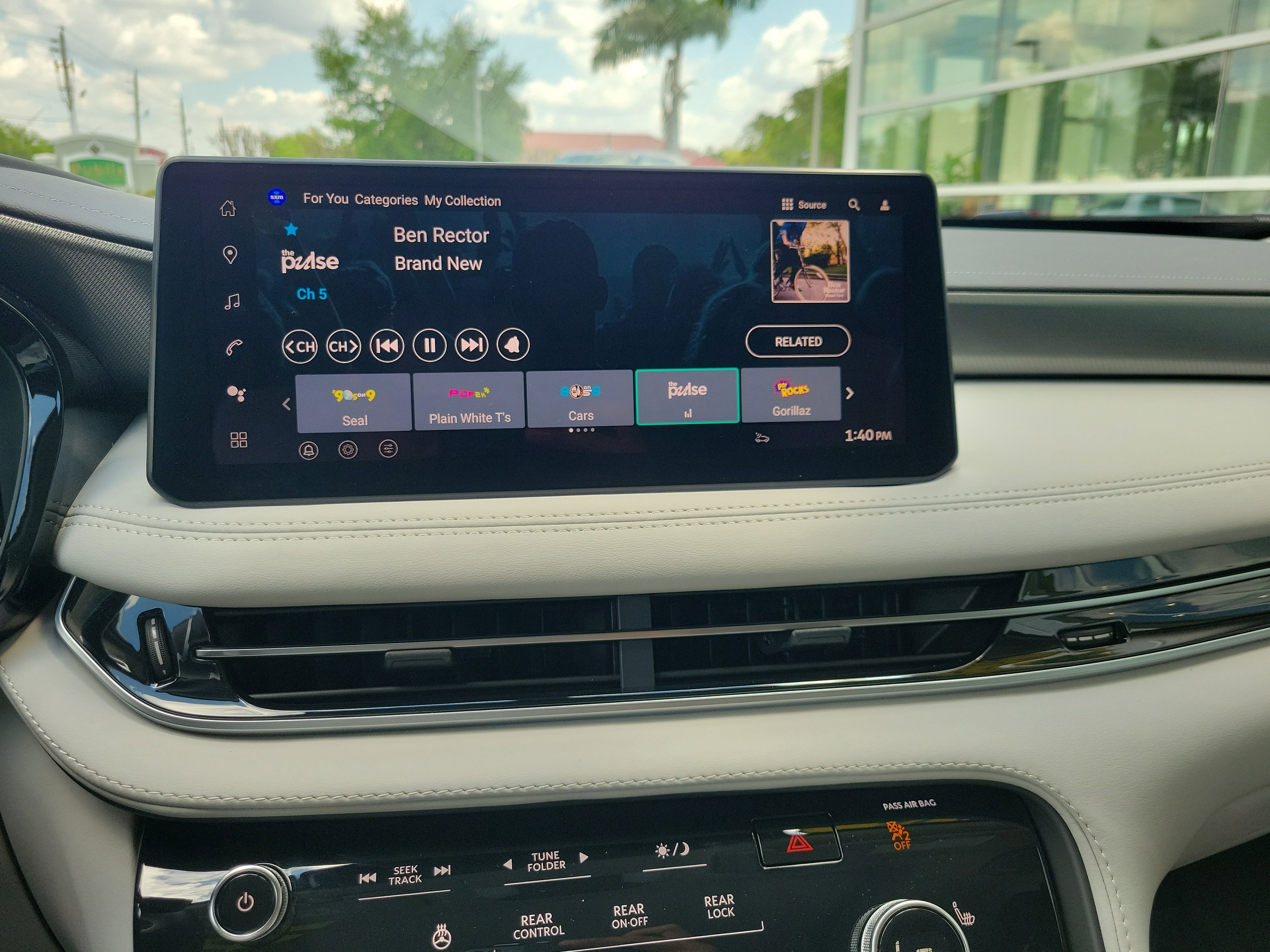 Certified 2026 INFINITI QX60 Luxe w/ Cargo Package image 24