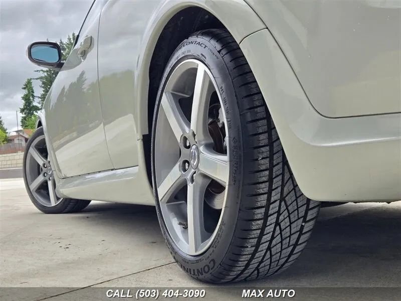 Used 2011 Volvo C30 T5 R-Design image 34