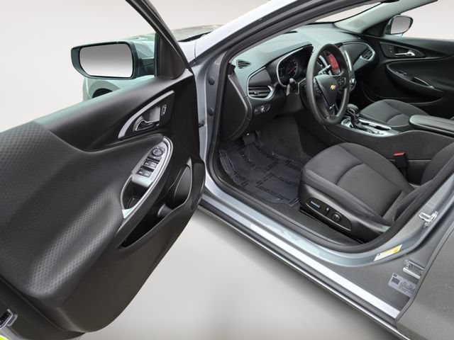 Used 2023 Chevrolet Malibu LT FWD image 17