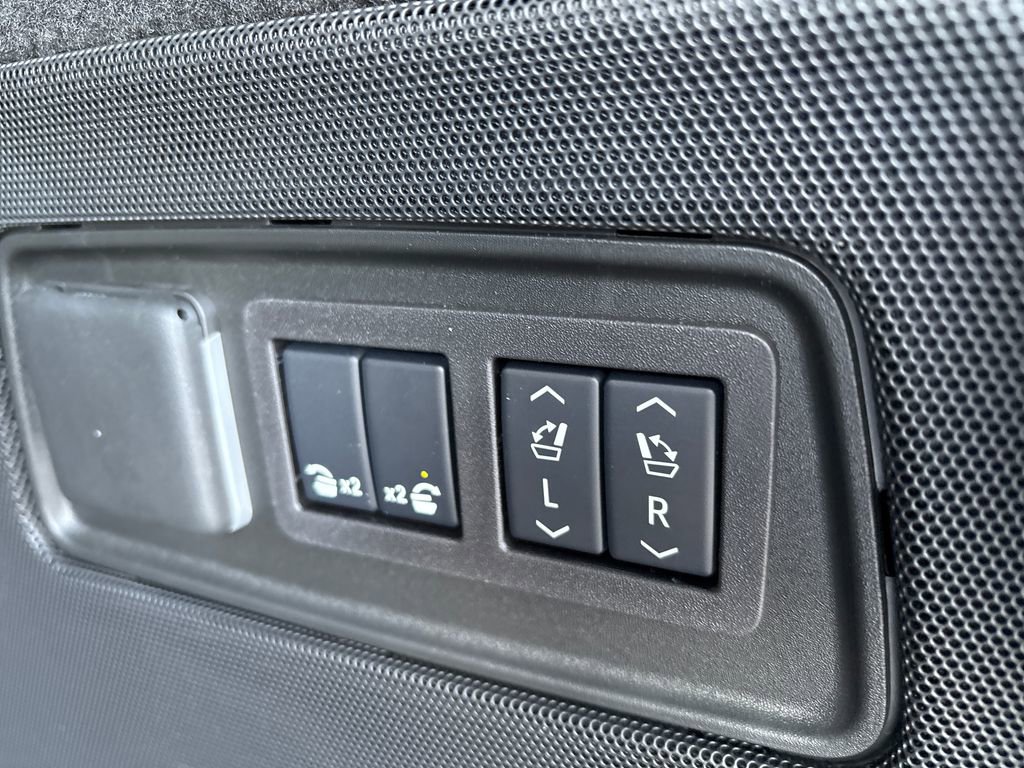 Certified 2025 Cadillac Escalade Sport w/ Touring Package image 63