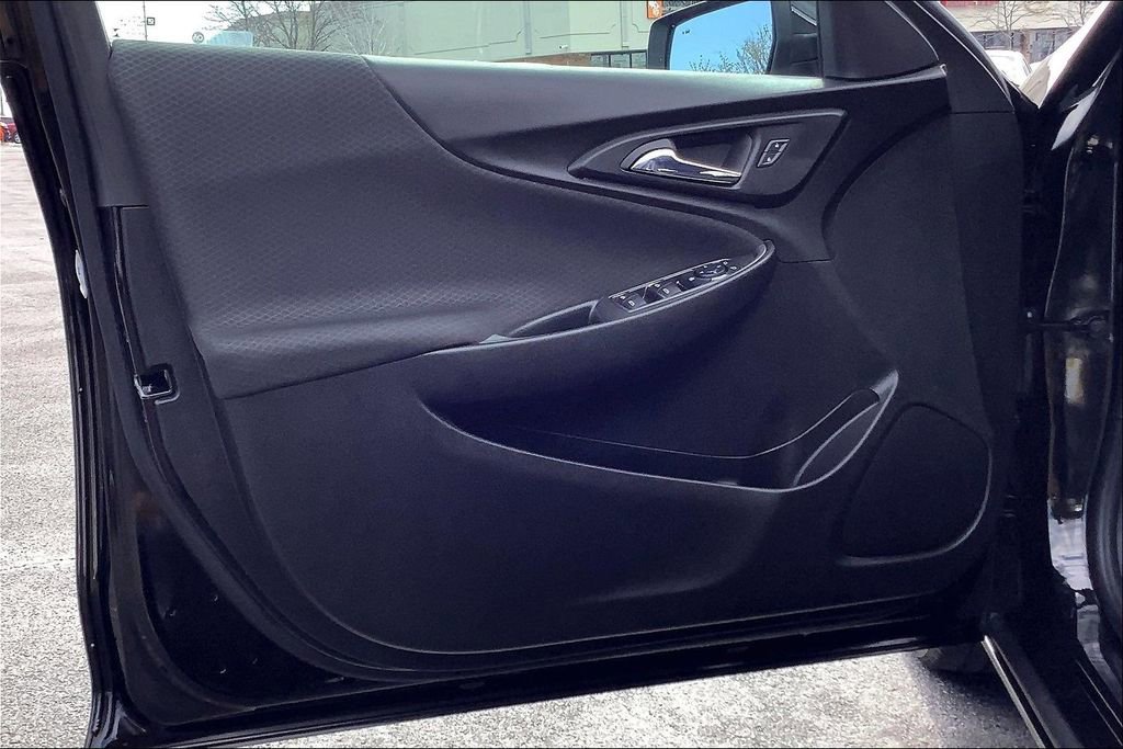 Used 2022 Chevrolet Malibu LS image 26