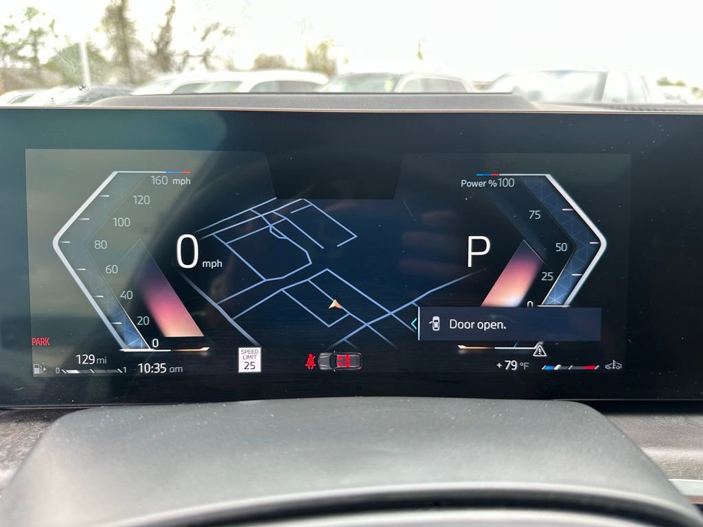 Certified 2025 BMW X5 xDrive40i w/ M Sport Package image 16