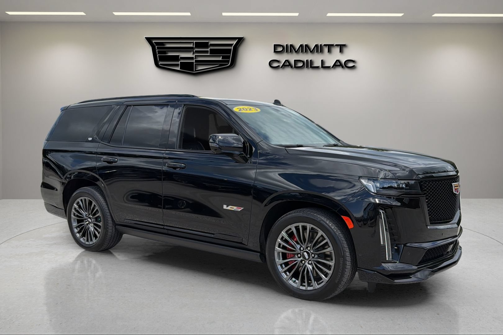 Certified 2023 Cadillac Escalade V AWD/4WD image 3