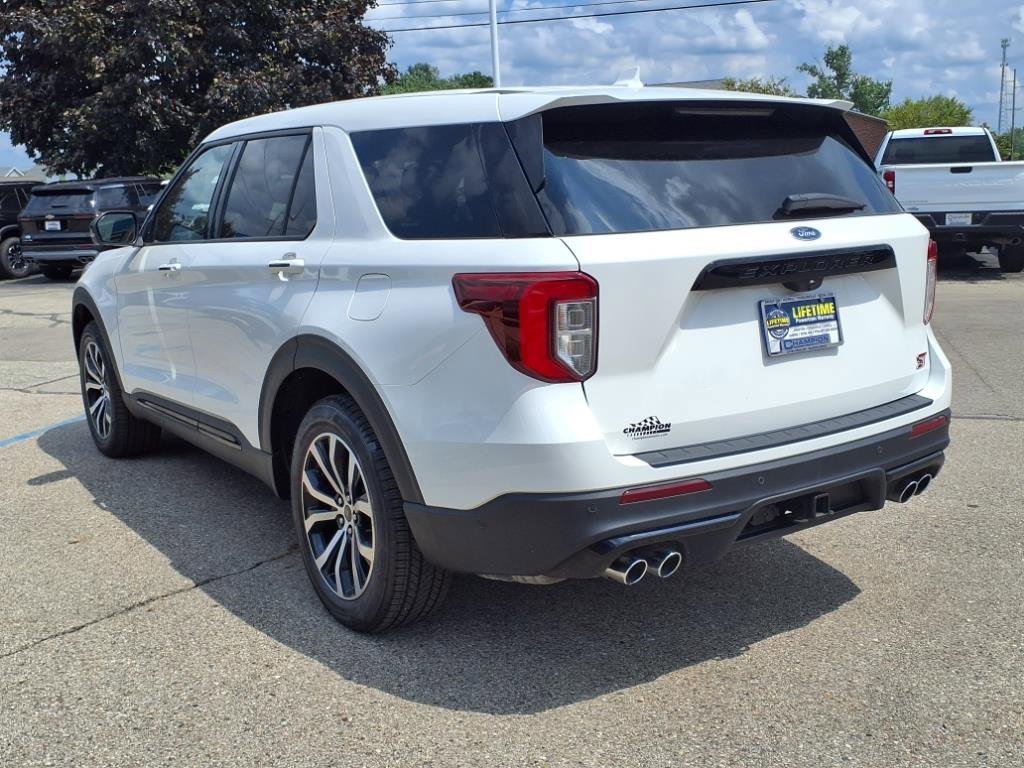 Used 2022 Ford Explorer ST image 5