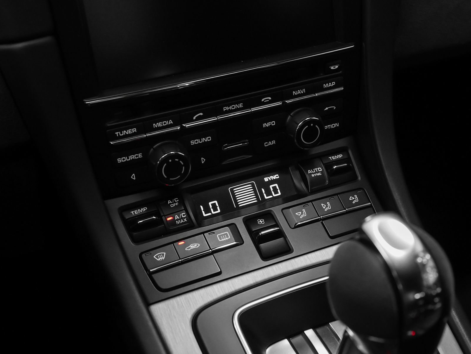 Certified 2015 Porsche 911 GT3 image 57