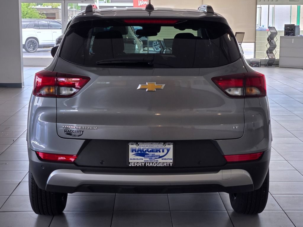 Certified 2026 Chevrolet TrailBlazer LT w/ Convenience Package FWD image 10
