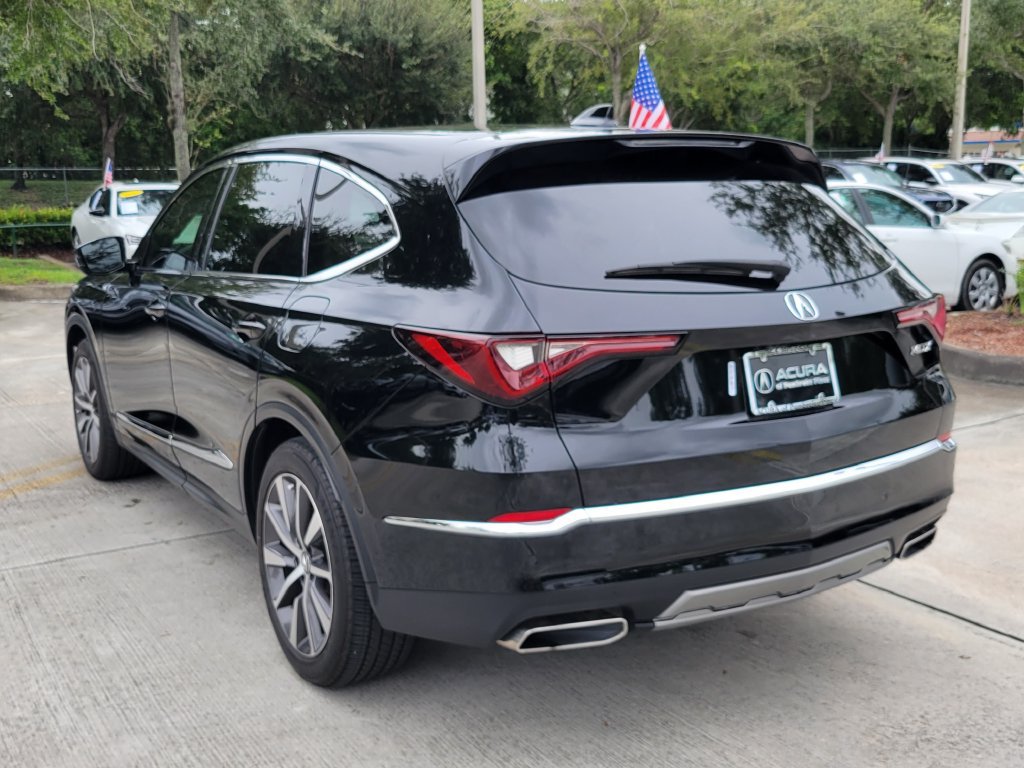 Used 2025 Acura MDX w/ Technology Package FWD image 5