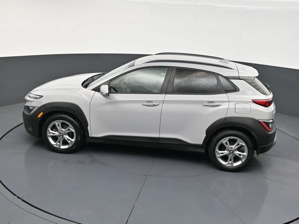 Used 2022 Hyundai Kona SEL image 13