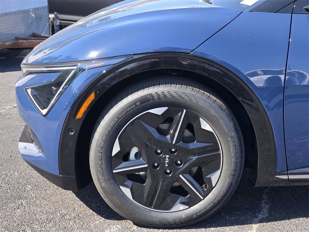 New 2025 Kia EV6 Wind image 5