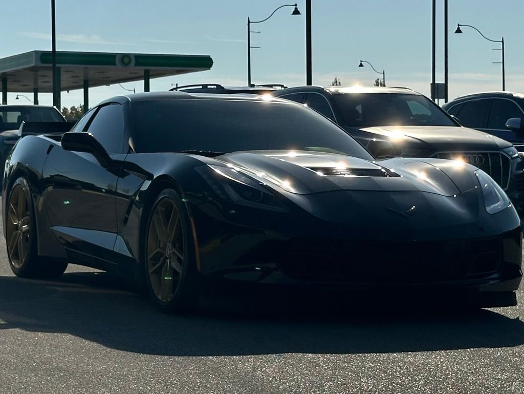 Used 2019 Chevrolet Corvette Stingray Coupe w/ 1LT image 14
