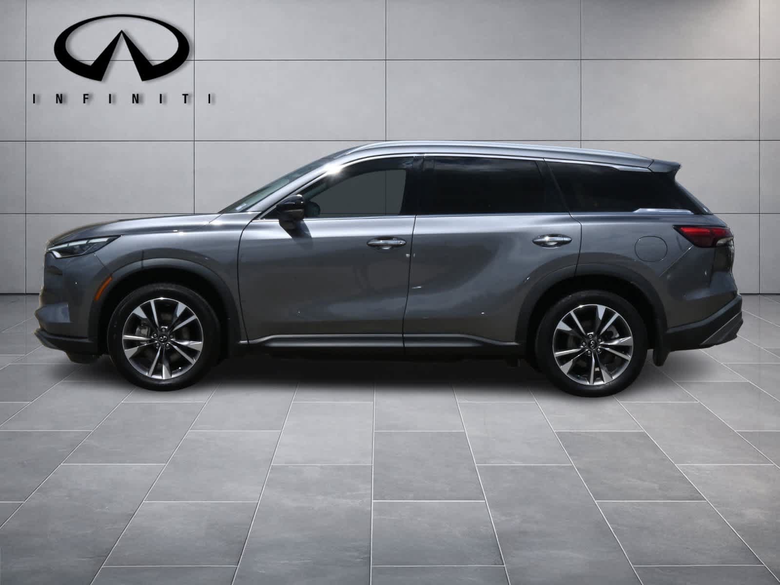 Used 2022 INFINITI QX60 Luxe w/ Cargo Package FWD image 4