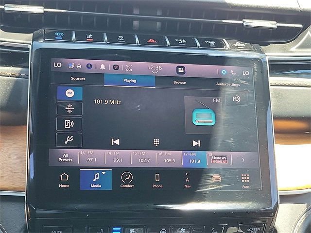 Used 2022 Jeep Grand Cherokee Summit image 8