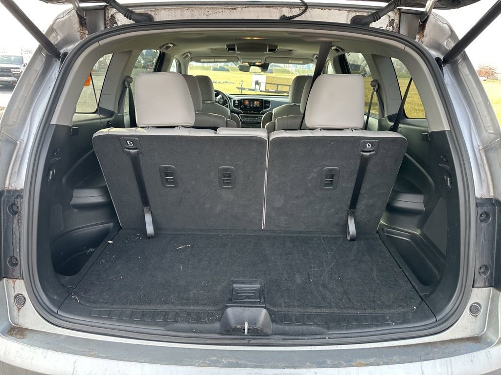 Used 2021 Honda Pilot Touring image 12