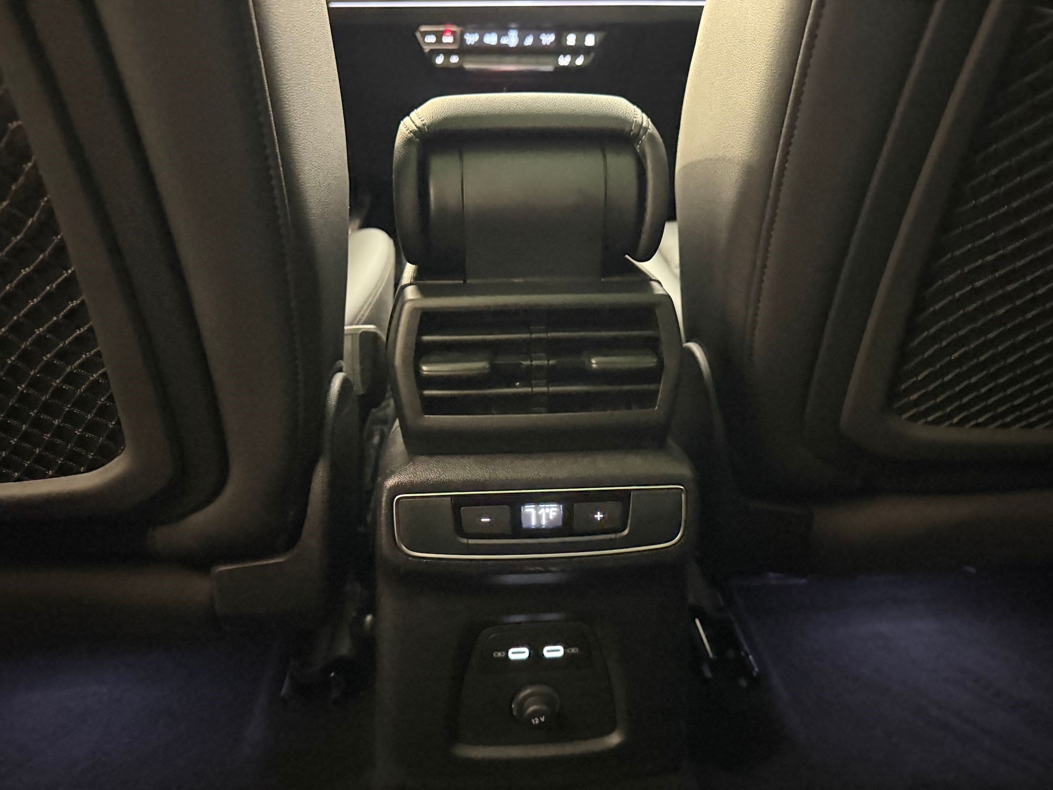 Certified 2025 Audi Q4 e-tron Premium w/ Convenience Package RWD image 26