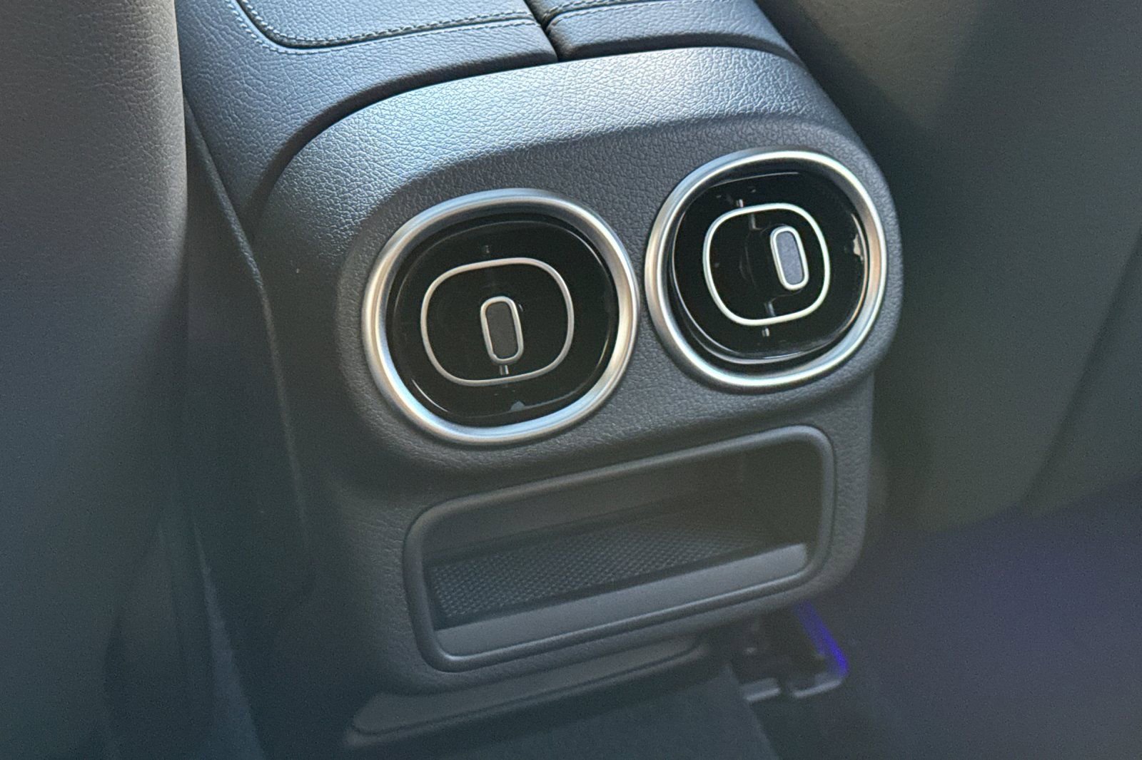 New 2026 Mercedes-Benz GLC 300 image 24