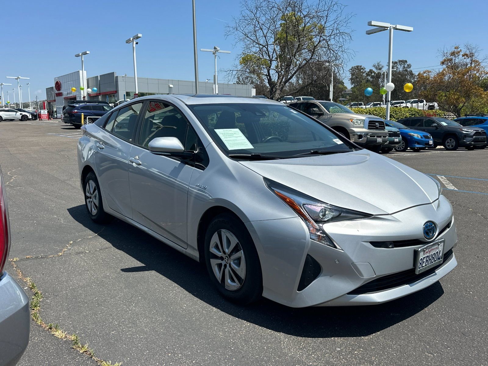 Used 2018 Toyota Prius Three w/ Advanced Technology Package FWD image 4