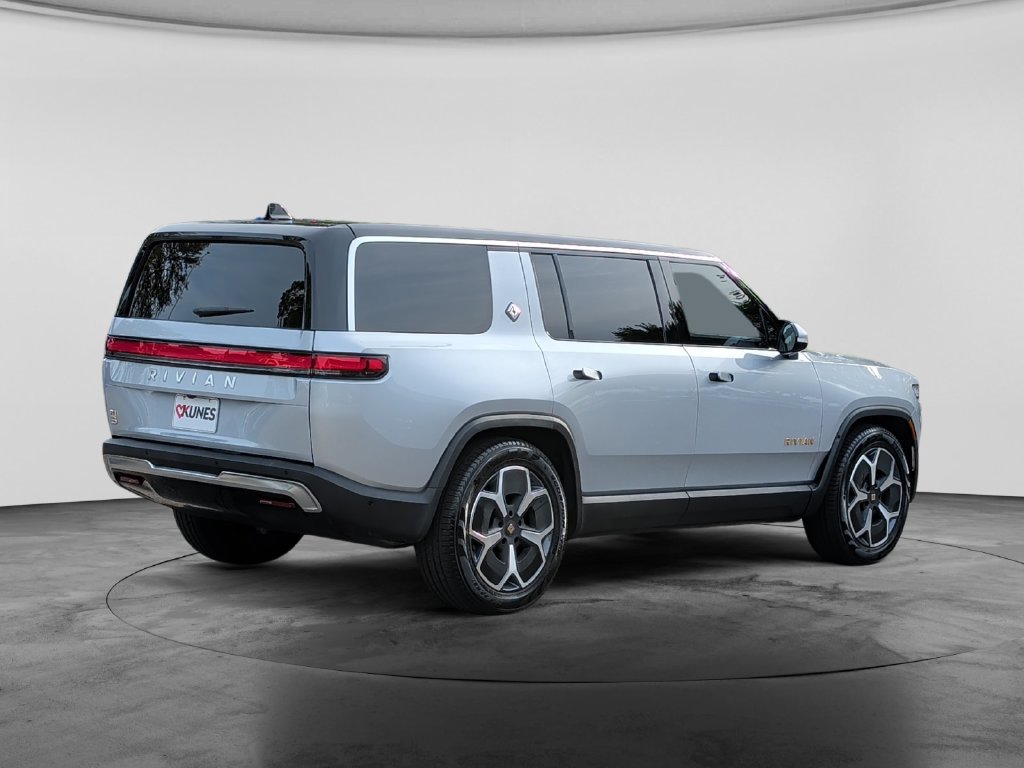Used 2024 Rivian R1S Adventure Quad AWD/4WD image 7
