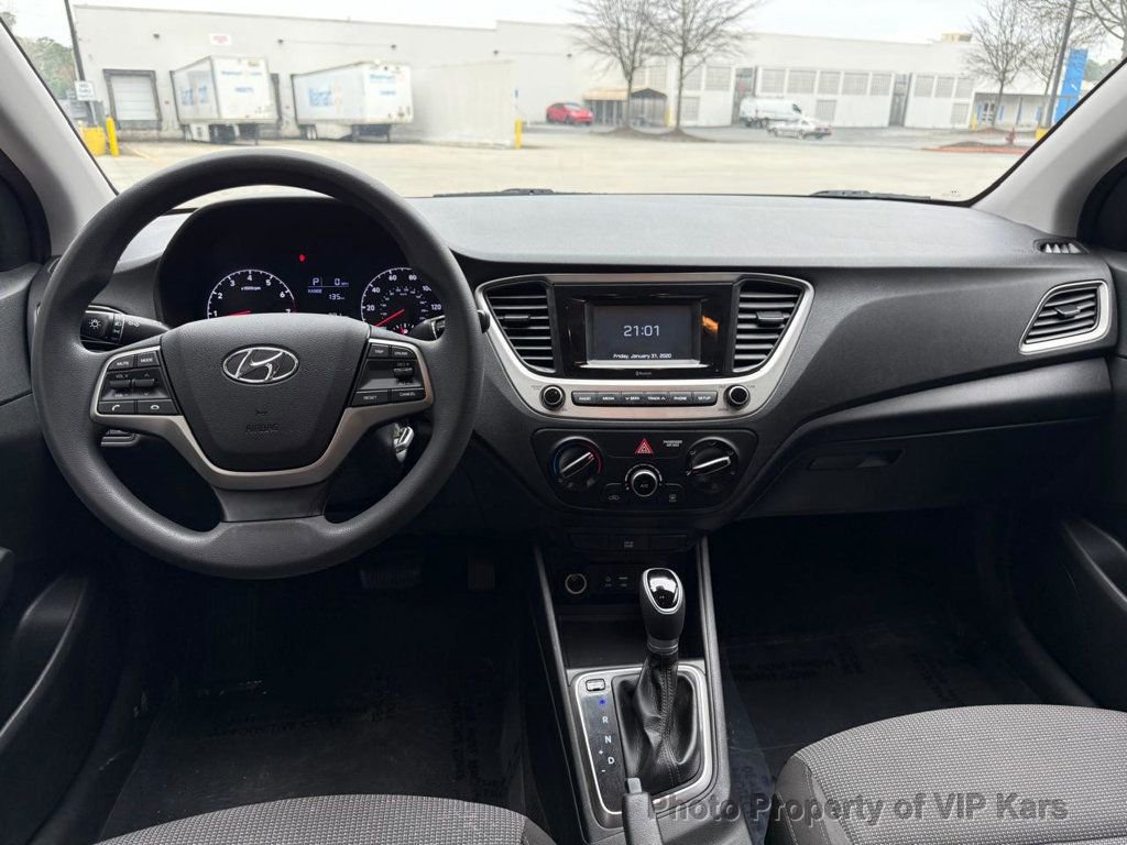 Used 2019 Hyundai Accent SE image 17