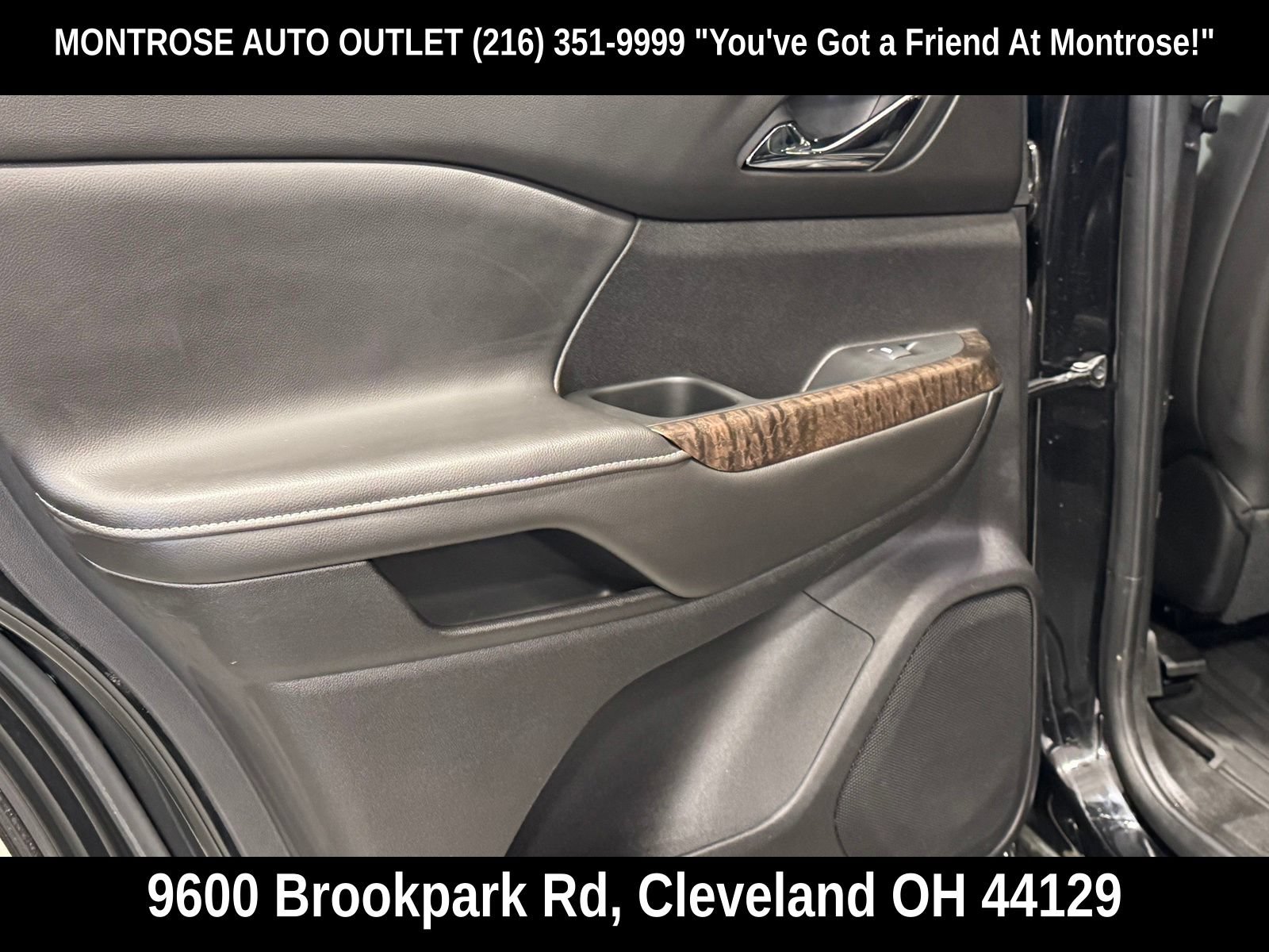 Used 2023 GMC Acadia Denali w/ Black Diamond Edition AWD/4WD image 37