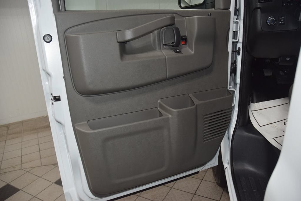 New 2026 Chevrolet Express 3500 Extended w/ Driver Convenience Package RWD image 28