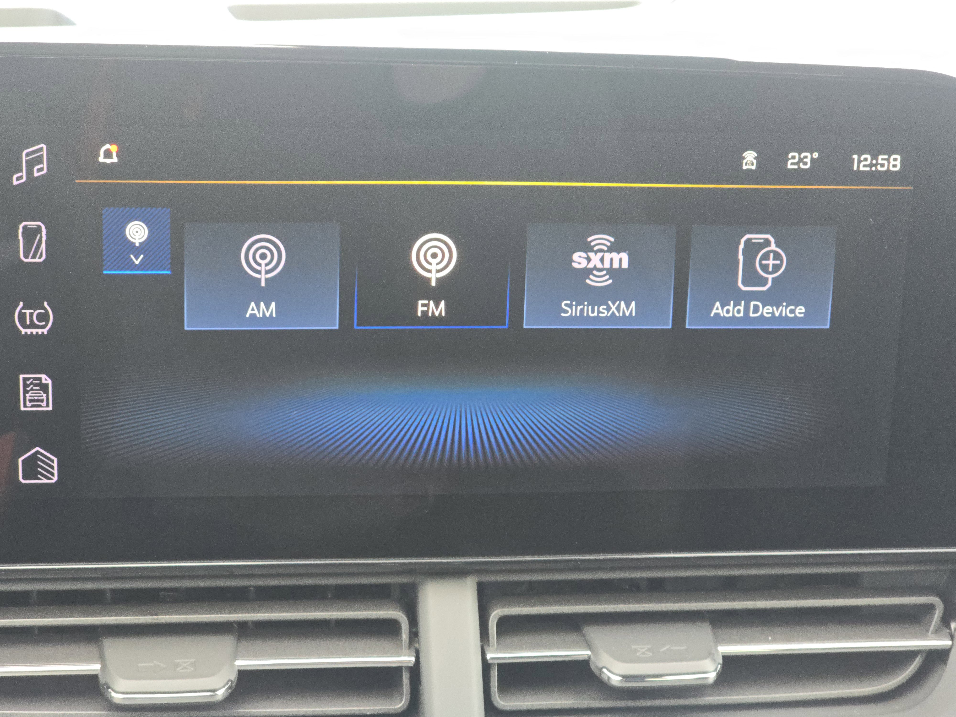 New 2026 Chevrolet Trax RS w/ Driver Confidence Package image 9