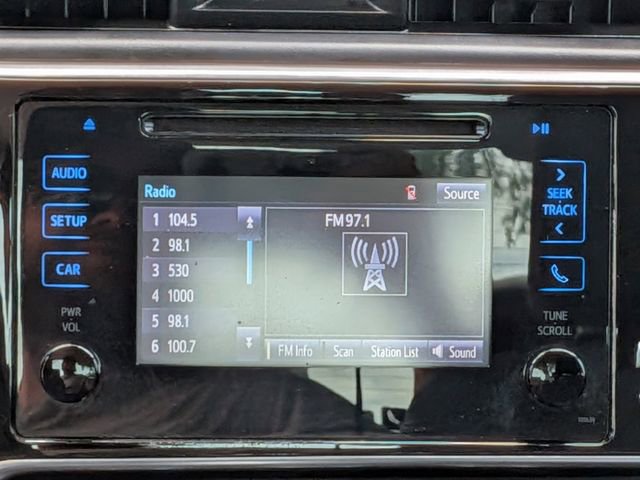 Used 2019 Toyota Corolla L image 17