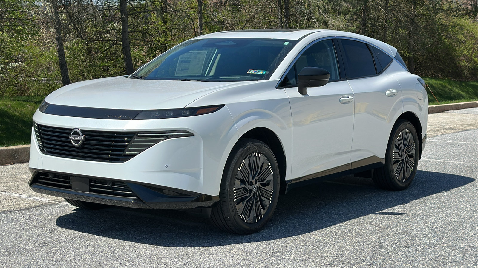 New 2026 Nissan Murano Platinum w/ Cargo Package AWD/4WD image 2