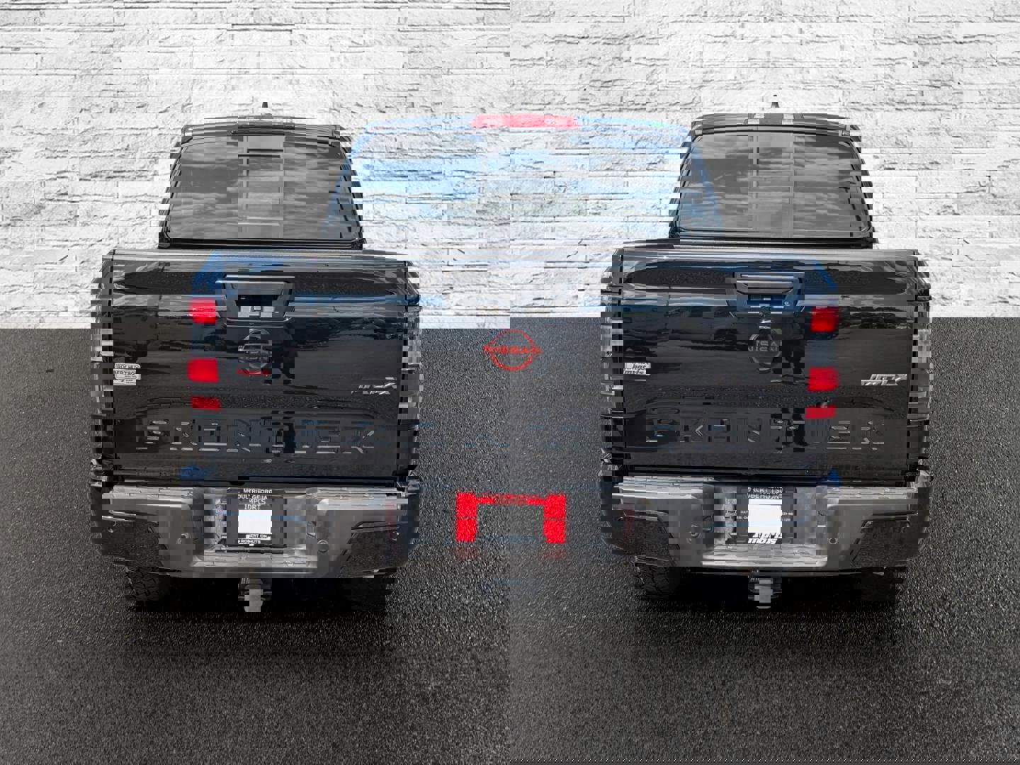 Used 2022 Nissan Frontier Pro-X w/ Technology Package image 7